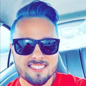 Meet your Posher, Anthony